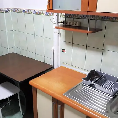 Venus Plaza Apartment *