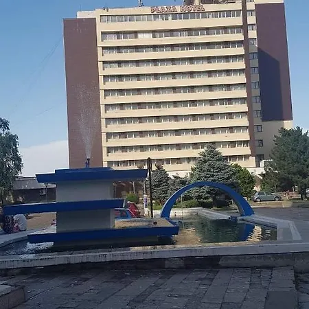 Venus Plaza